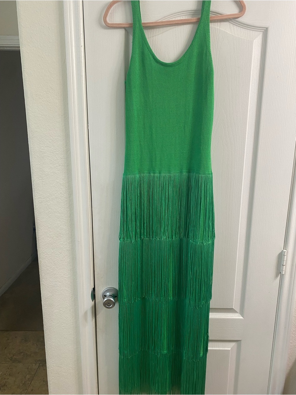 Vici Sunset Spritz Great Gatsby Tiered Fringe Maxi Vibrant Green Knit Dress M - Picture 3 of 15